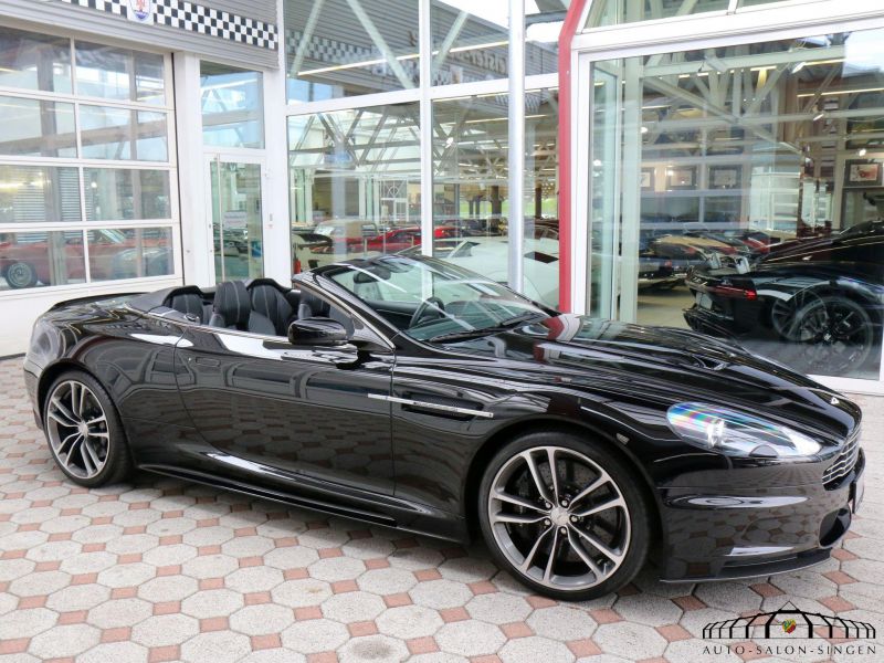 Aston Martin DBS Volante 