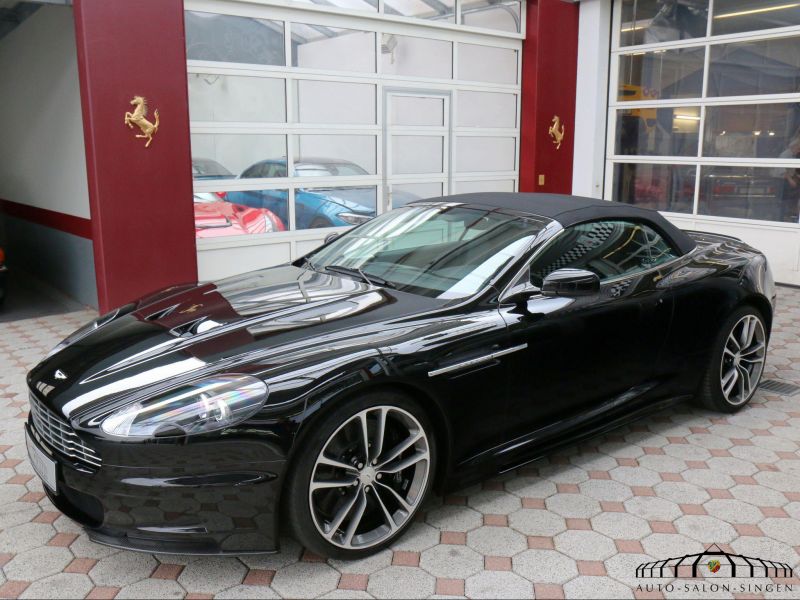 Aston Martin DBS Volante 