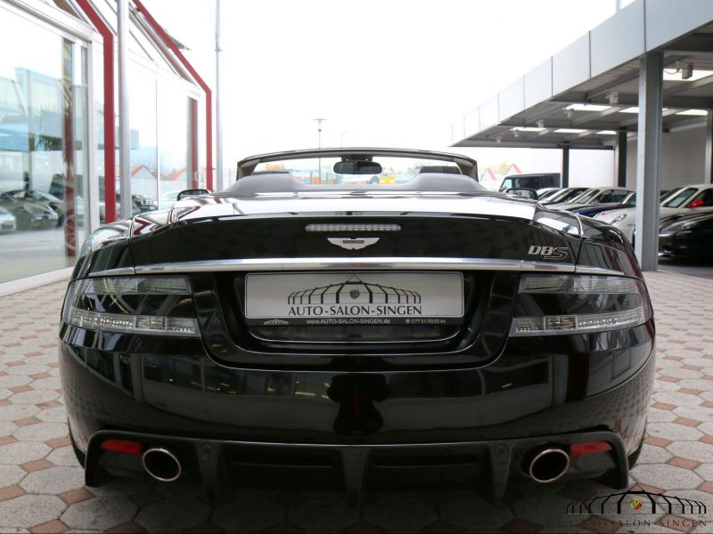 Aston Martin DBS Volante 