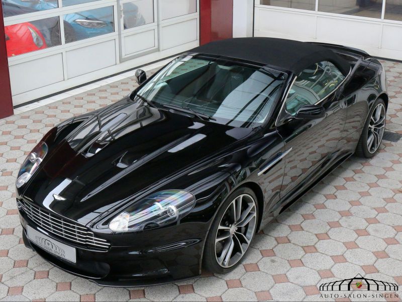 Aston Martin DBS Volante 