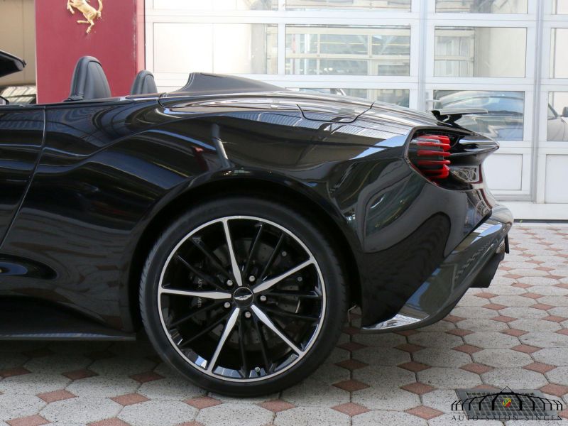 Aston Martin Vanquish Zagato Volante