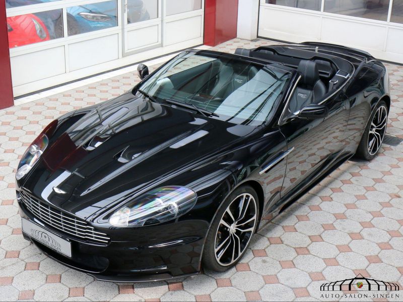 Aston Martin DBS Volante 