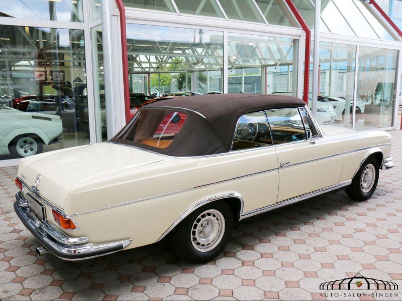 Mercedes-Benz 280 SE Cabrio