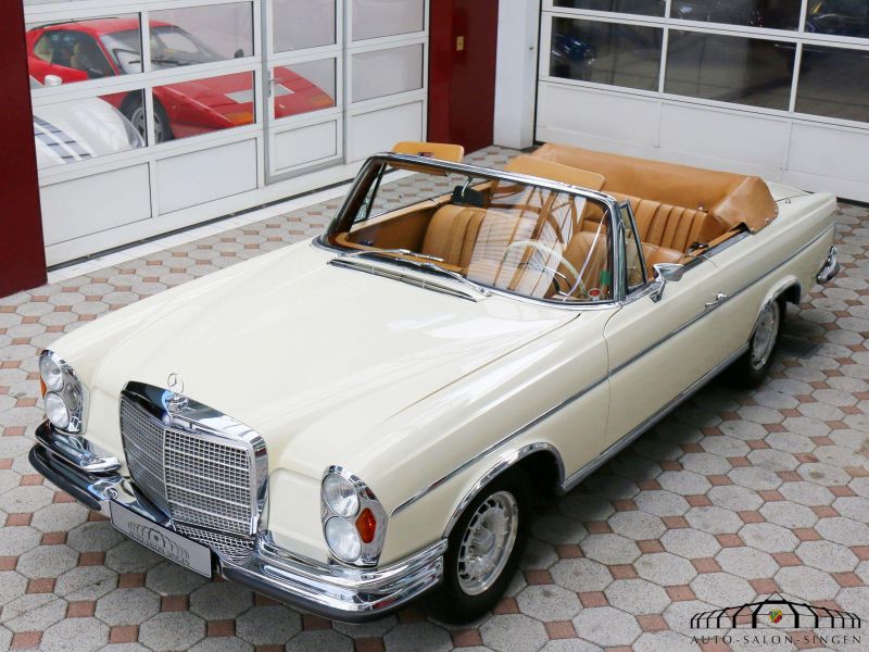 Mercedes-Benz 280 SE Cabrio