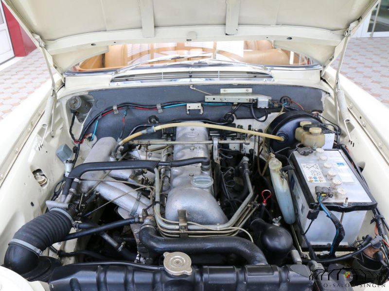 Mercedes-Benz 280 SE Cabrio