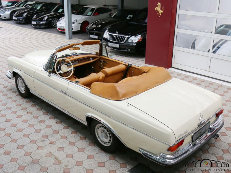 Mercedes-Benz 280 SE Cabrio