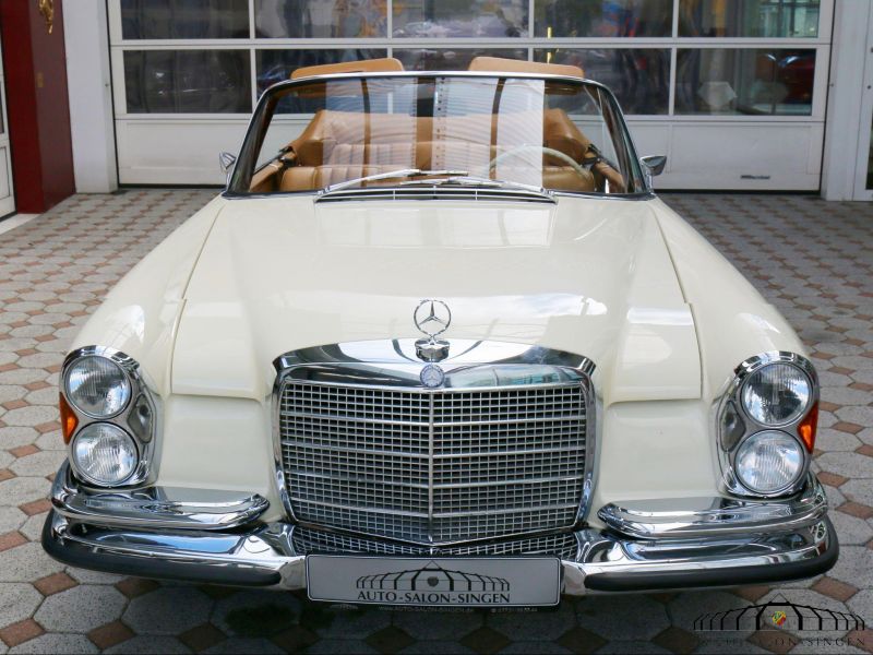 Mercedes-Benz 280 SE Cabrio