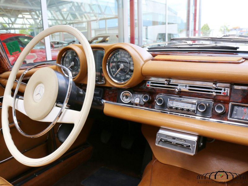 Mercedes-Benz 280 SE Cabrio