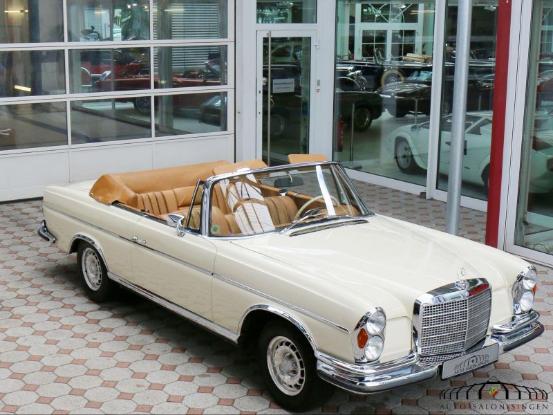 Mercedes-Benz 280 SE Cabrio
