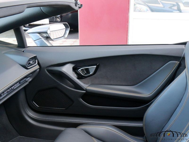 Lamborghini Huracan LP610-4 Spyder