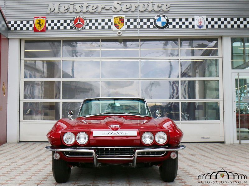 Corvette C2 Sting Ray Cabrio