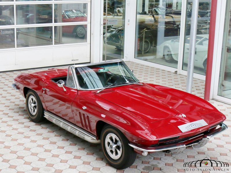 Corvette C2 Sting Ray Cabrio