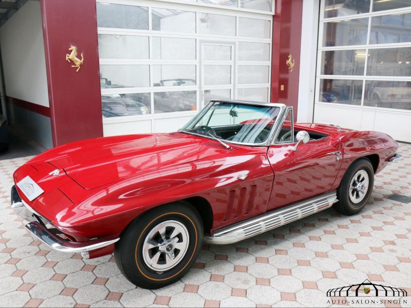 Corvette C2 Sting Ray Cabrio