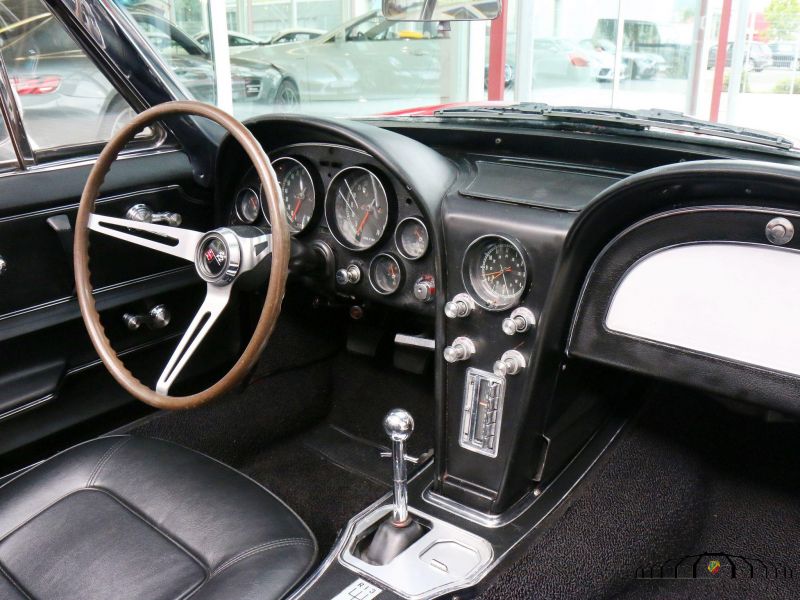 Corvette C2 Sting Ray Cabrio