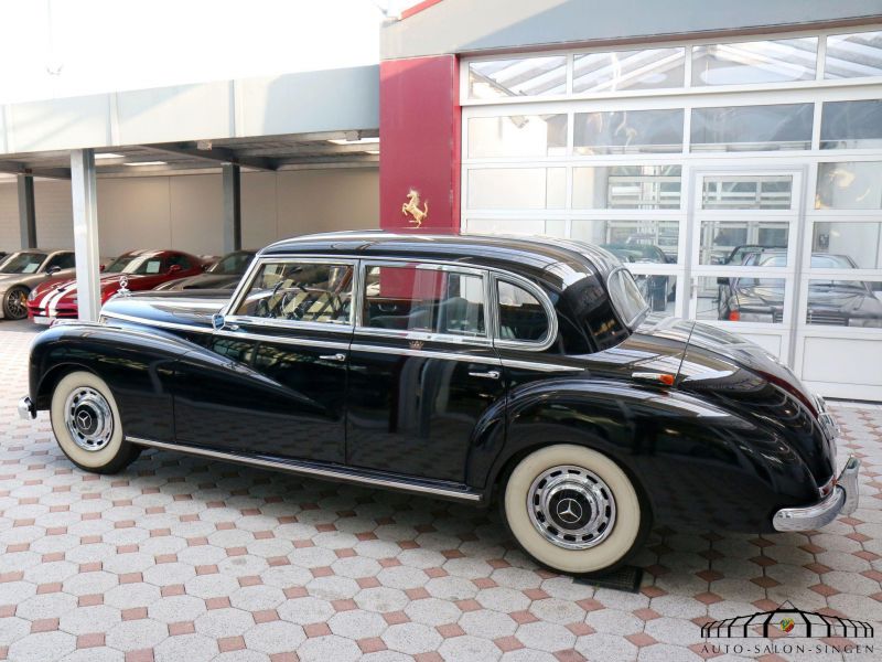 Mercedes-Benz 300 Adenauer