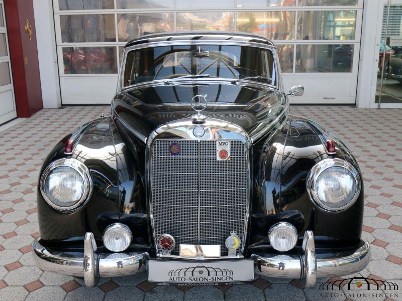 Mercedes-Benz 300 Adenauer