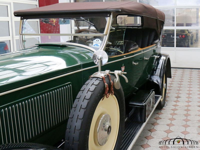 Packard Eight Model 236 