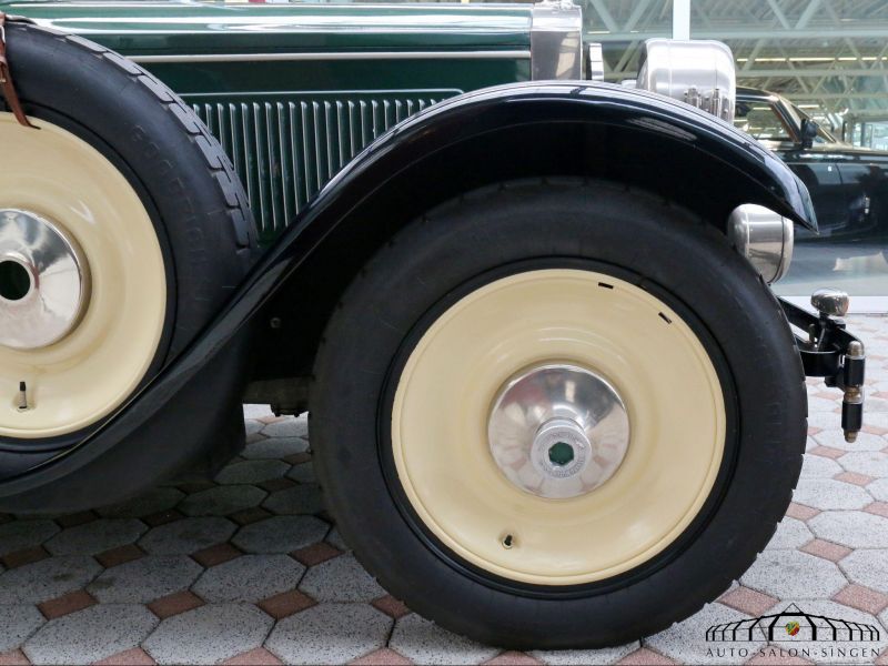 Packard Eight Model 236 
