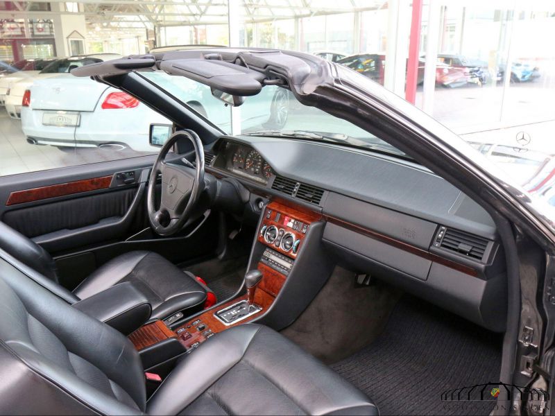 Mercedes-Benz 300 CE 24V Cabrio
