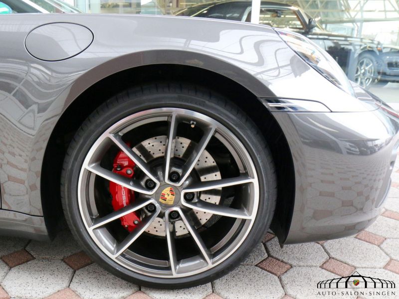 Porsche 992 Carrera S