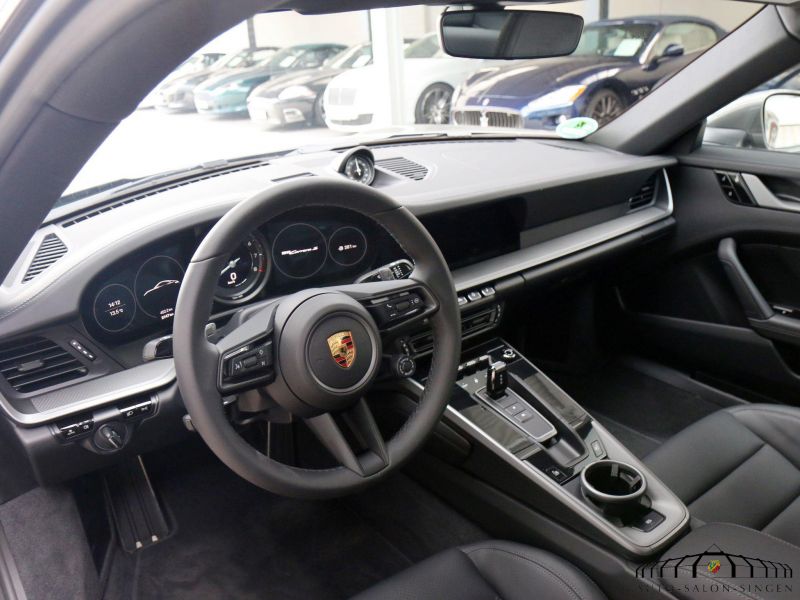 Porsche 992 Carrera S