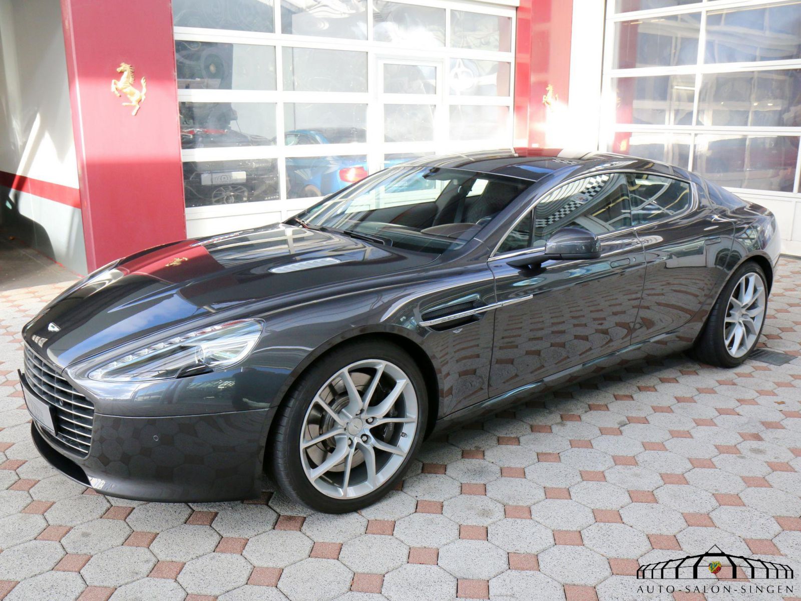 Aston Martin - Auto Salon Singen