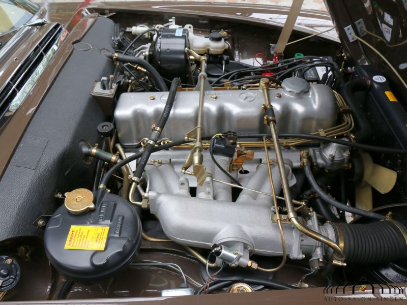 Mercedes-Benz 230 SL Pagode  