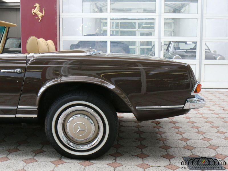 Mercedes-Benz 230 SL Pagode  