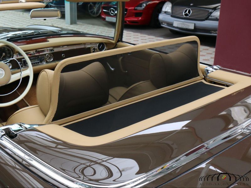 Mercedes-Benz 230 SL Pagode  