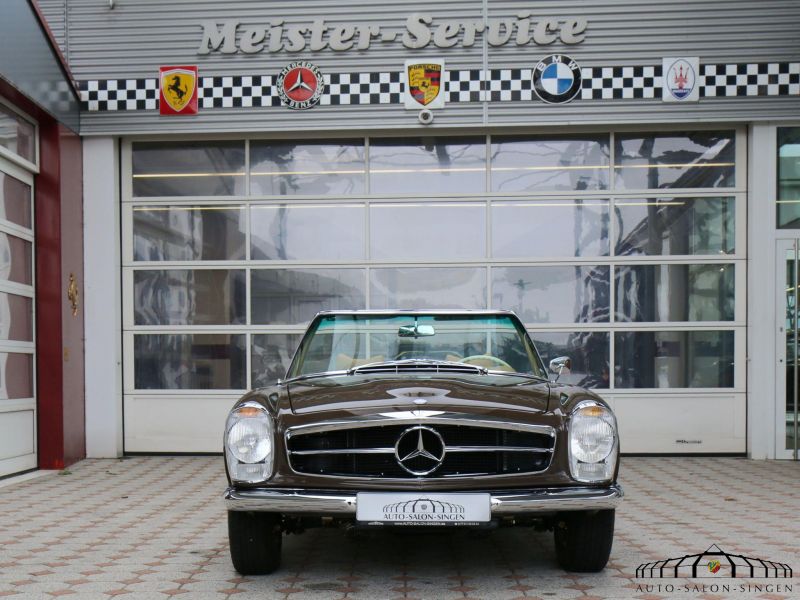 Mercedes-Benz 230 SL Pagode  