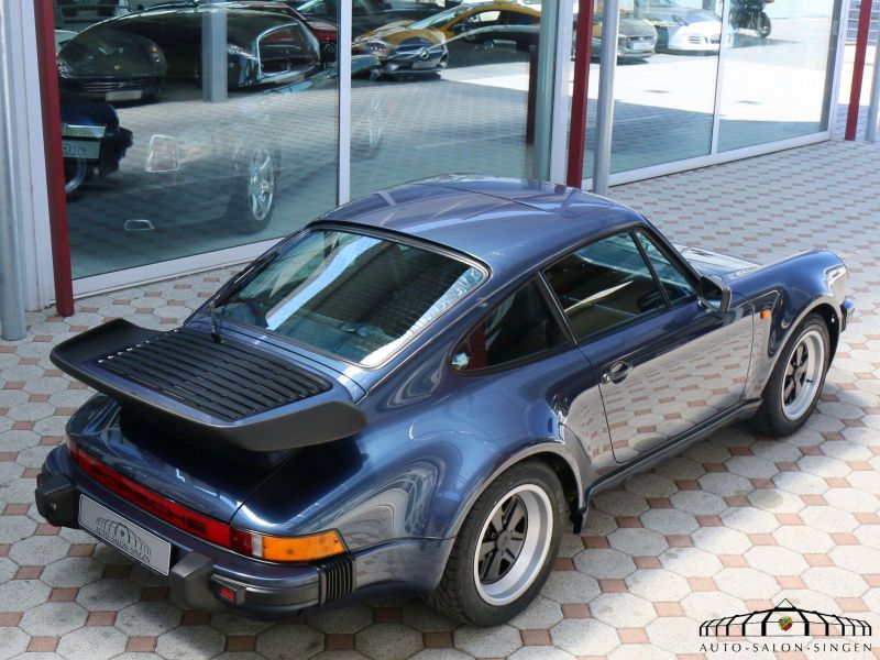 Porsche 911 Turbo 3.3