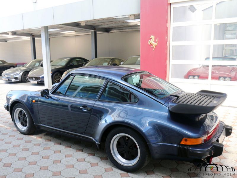 Porsche 911 Turbo 3.3