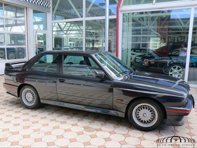 BMW M3 E30