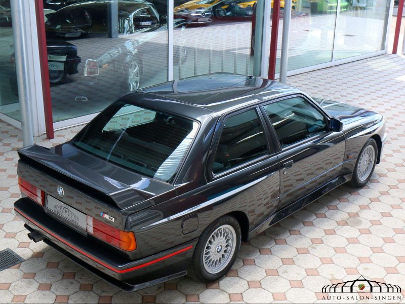 BMW M3 E30