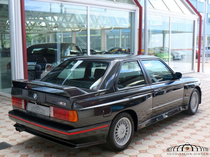 BMW M3 E30