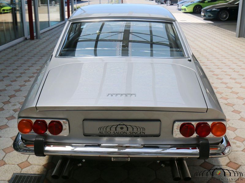 Ferrari 365 GT 2+2