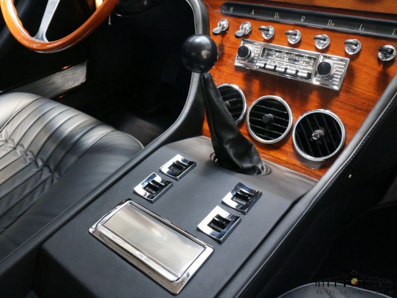 Ferrari 365 GT 2+2