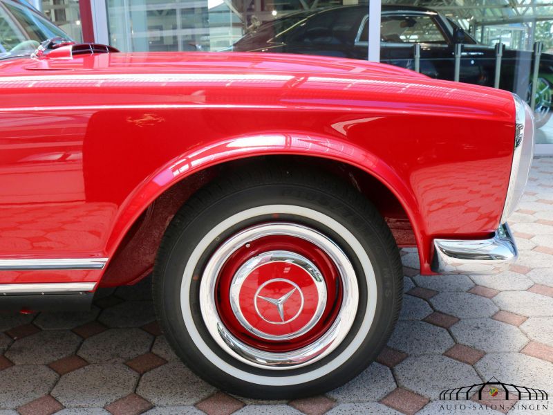Mercedes-Benz 230 SL Pagode  