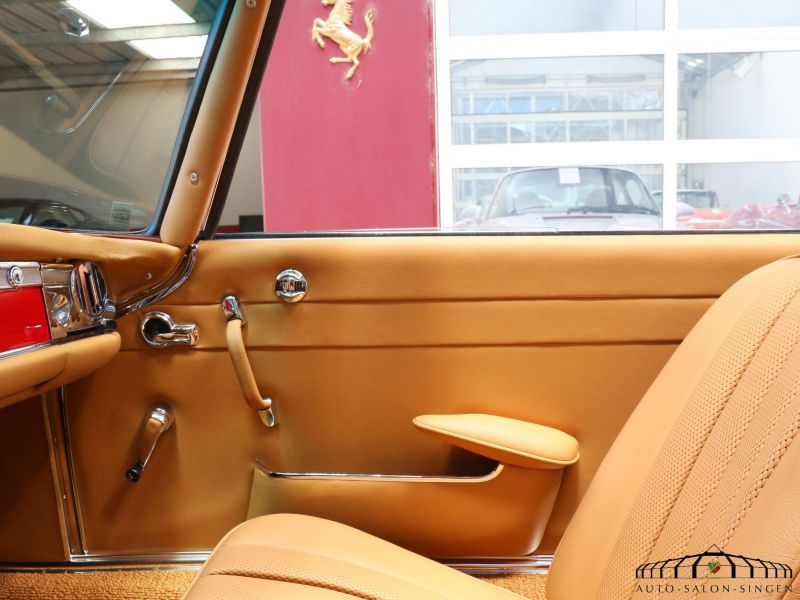 Mercedes-Benz 230 SL Pagode  
