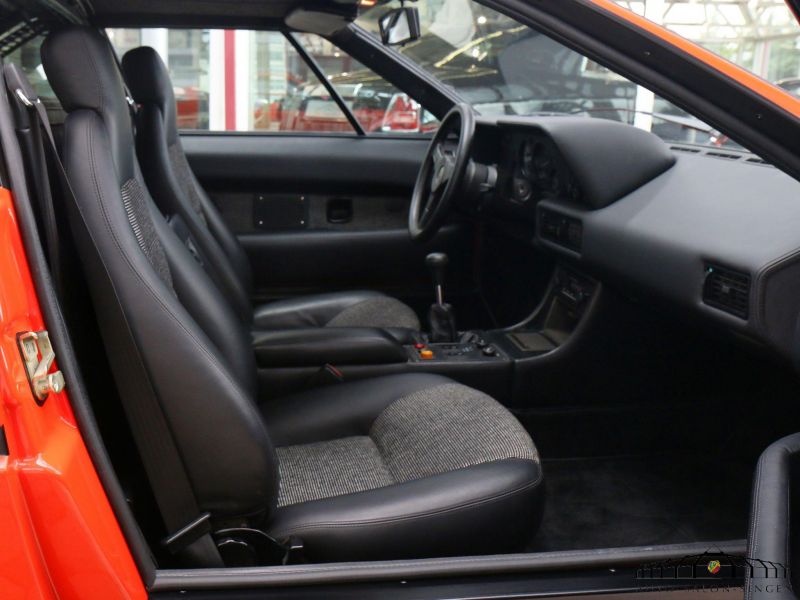 BMW M1