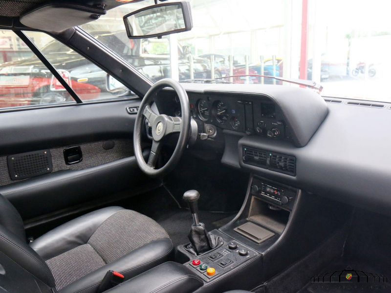 BMW M1