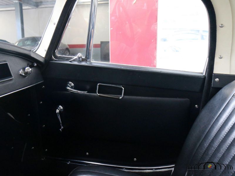 MG MGA Twin Cam