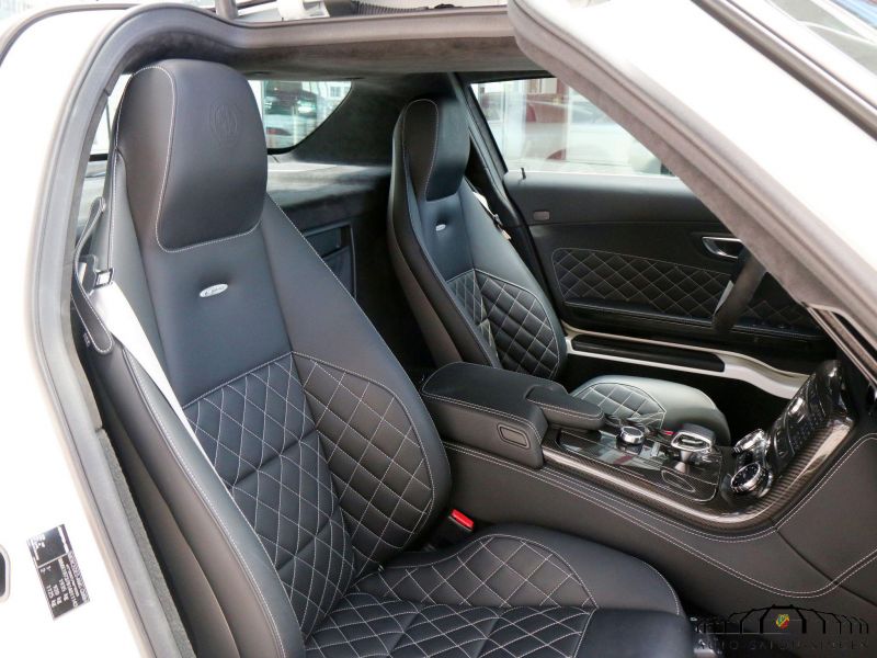 Mercedes-Benz SLS AMG GT Final Edition