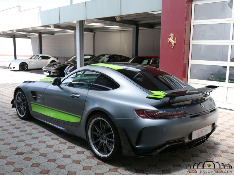 Mercedes-Benz AMG GT R Pro