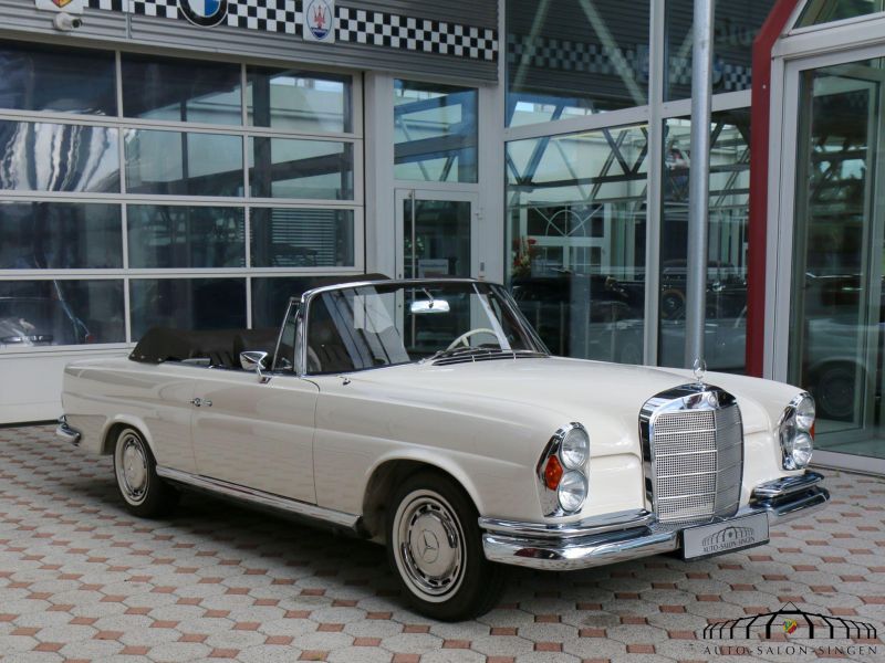 Mercedes-Benz 280 SE Cabrio