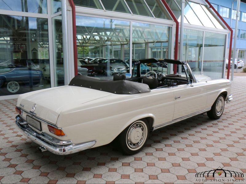 Mercedes-Benz 280 SE Cabrio