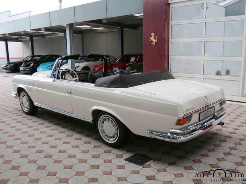 Mercedes-Benz 280 SE Cabrio