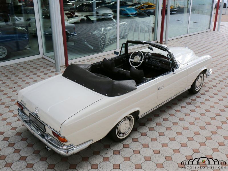 Mercedes-Benz 280 SE Cabrio