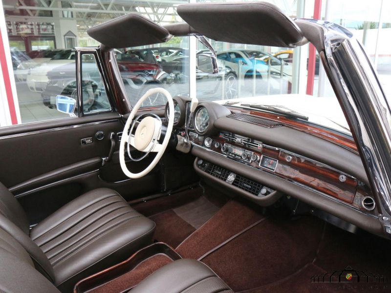 Mercedes-Benz 280 SE Cabrio