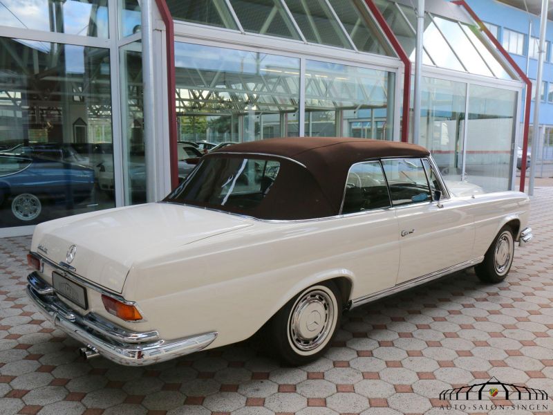 Mercedes-Benz 280 SE Cabrio